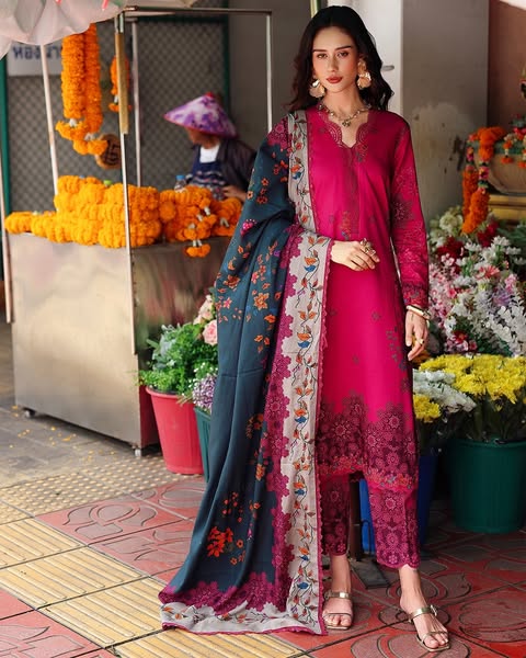 ANIIQ - Embroidered Linen Collection 25-06