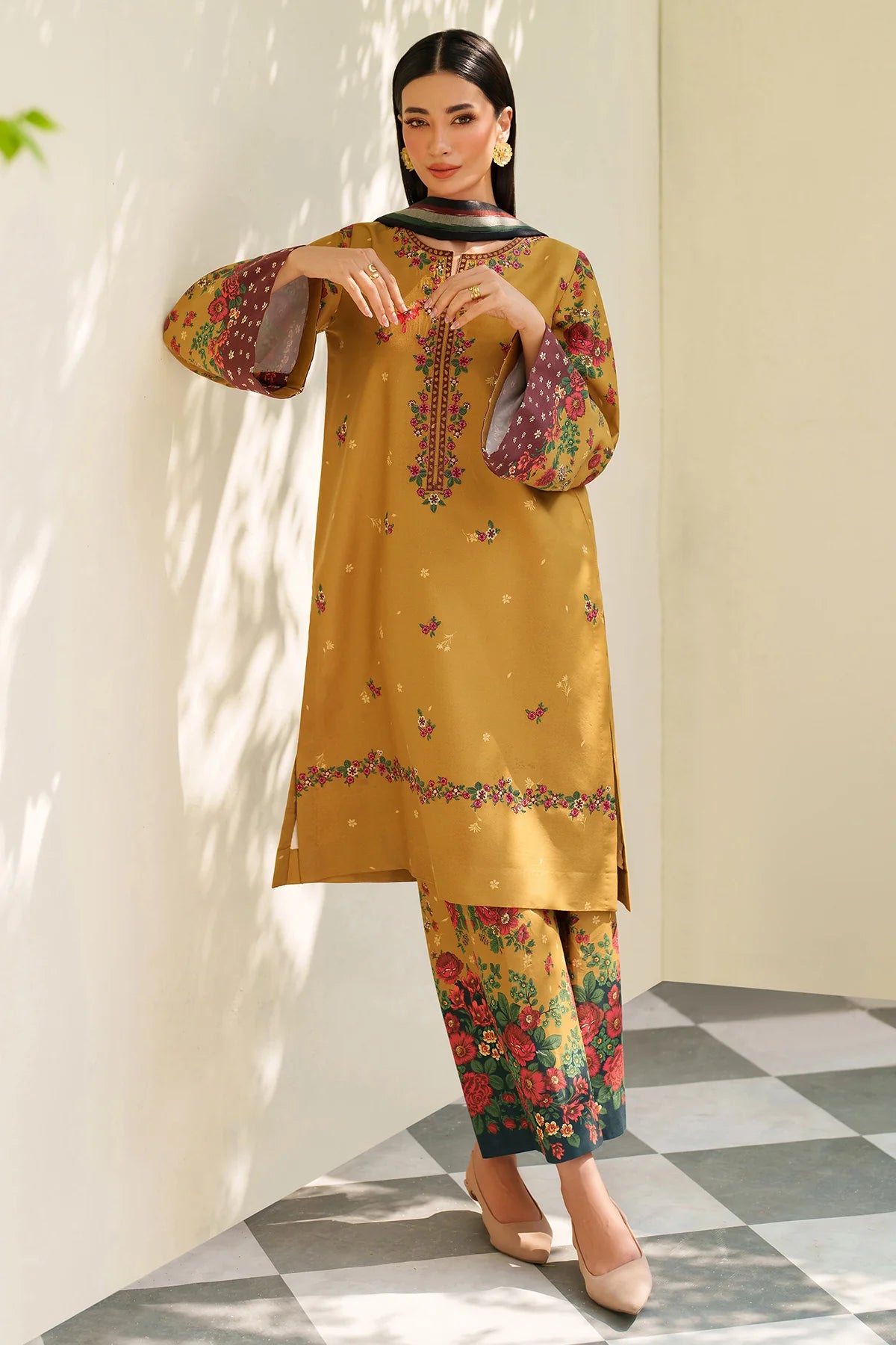 EMBROIDERED PREMIUM VISCOSE UW-0177