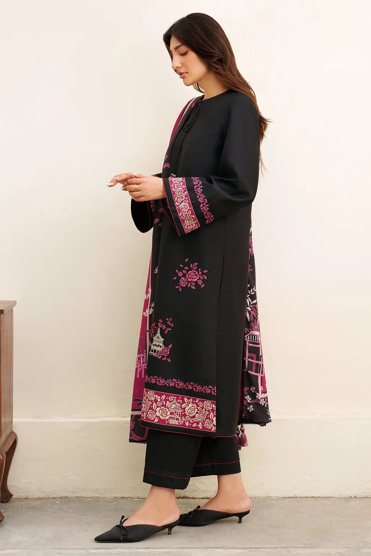 EMBROIDERED PREMIUM VISCOSE UW-0154