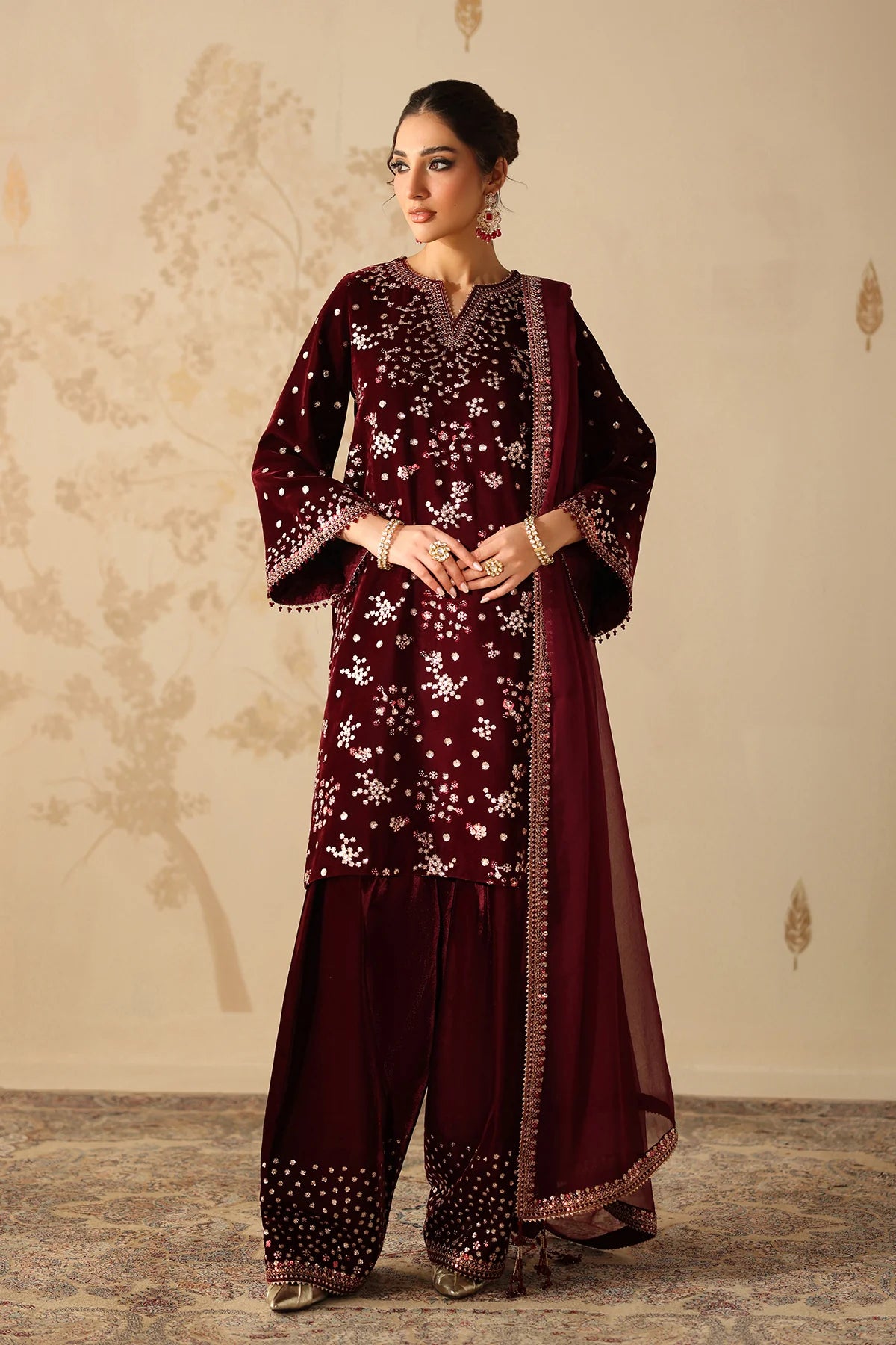 EMBROIDERED VELVET UF-4315