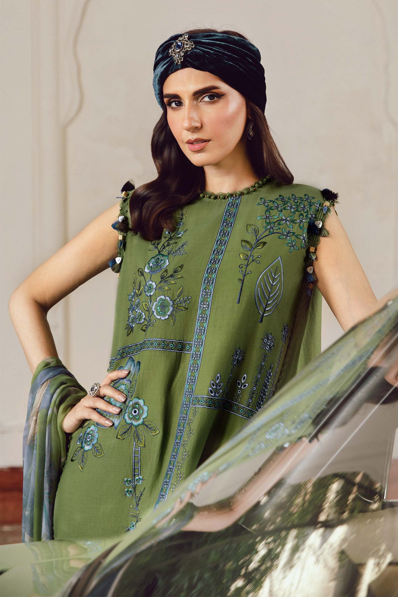 Embroidered Cambric Suit | MPT-2701-A
