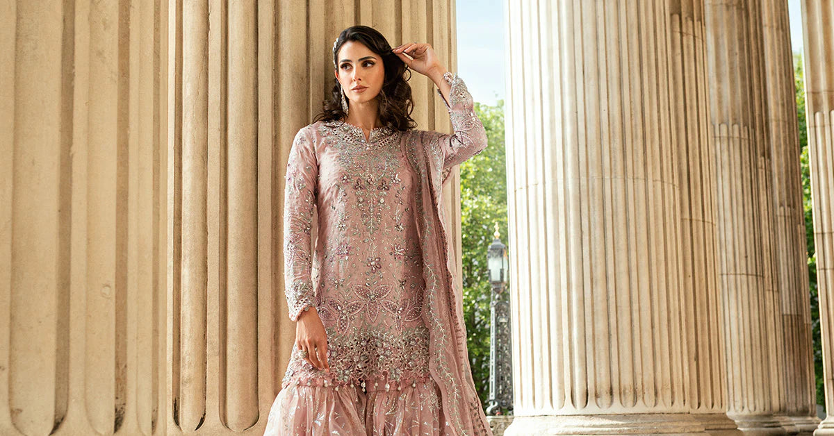 Embroidered Raw Silk Suit-05
