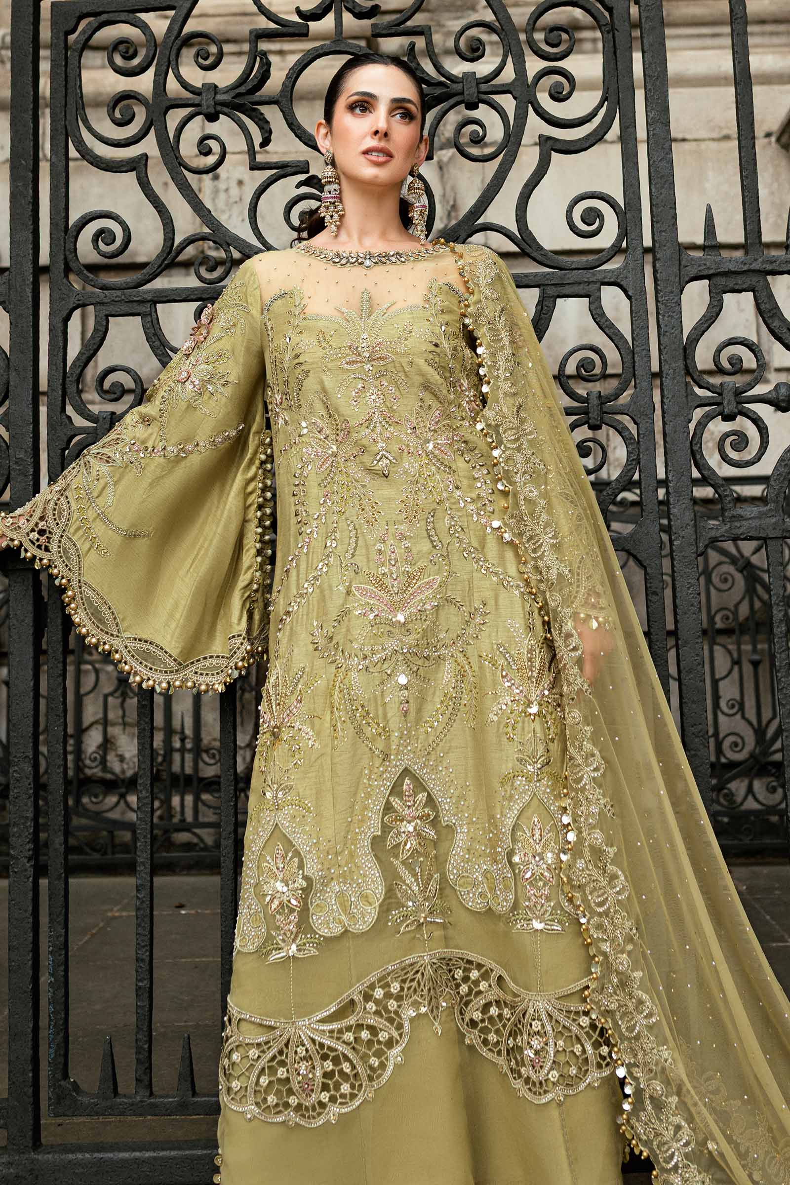 Embroidered Raw Silk Suit-08