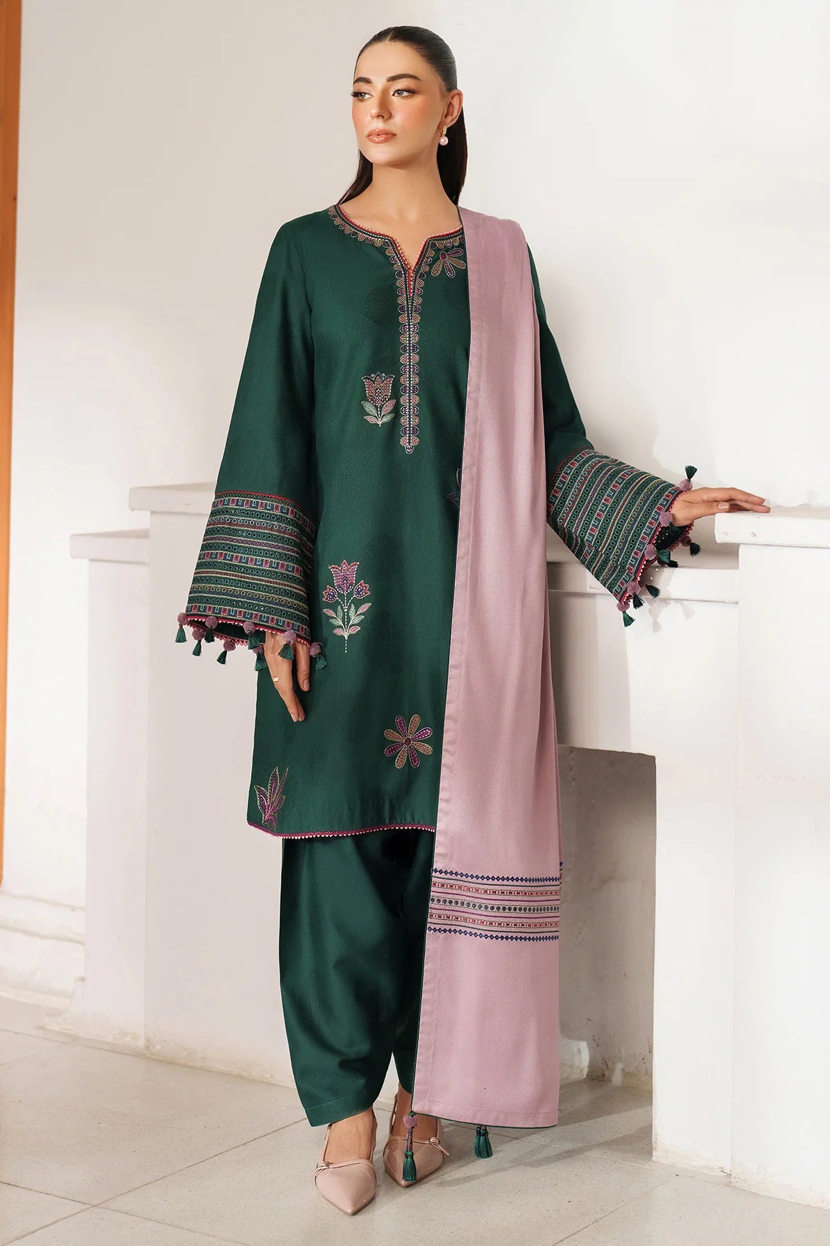 EMBROIDERED JACQUARD KHADDAR RTW-1248