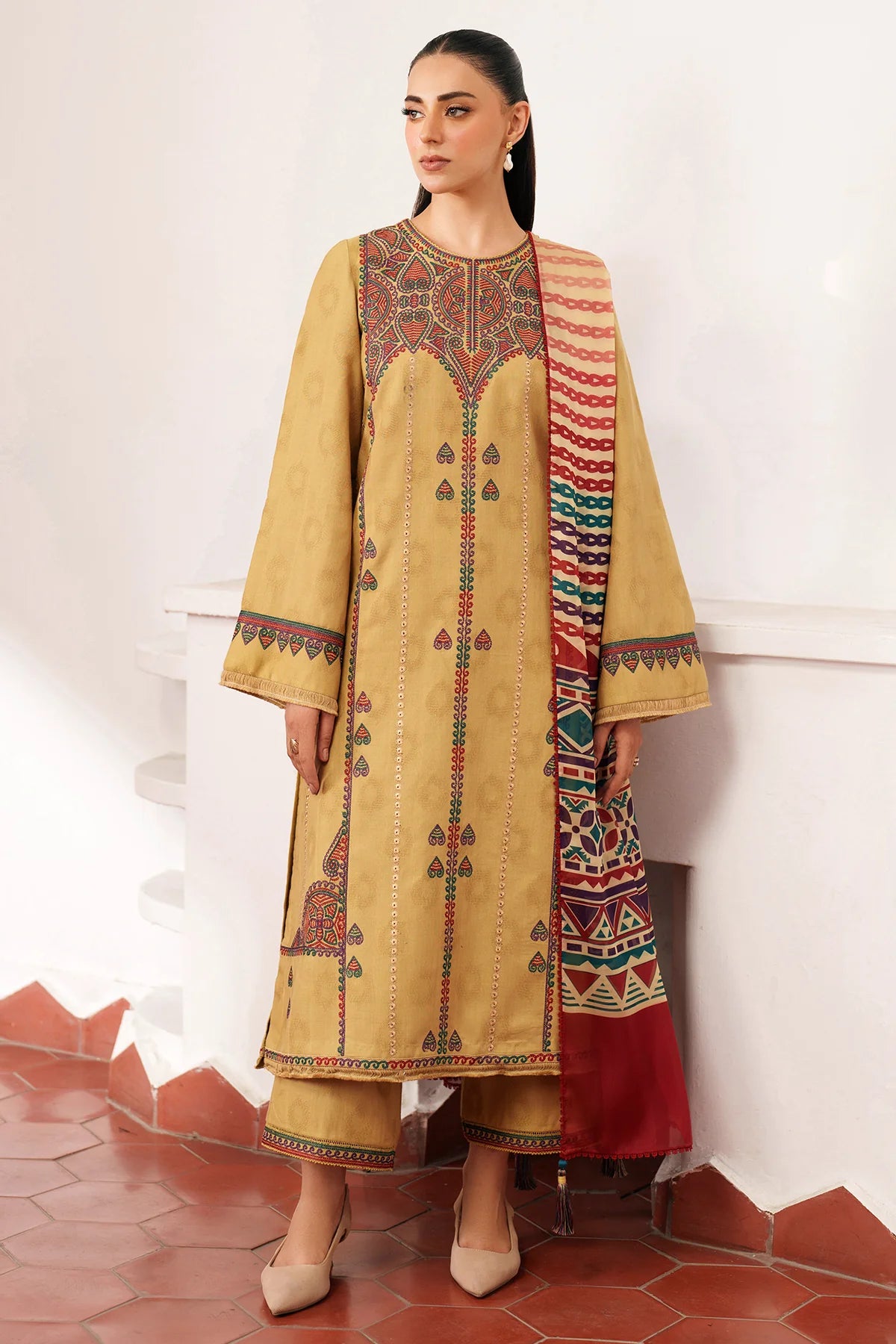 EMBROIDERED JACQUARD KHADDAR UW-0142